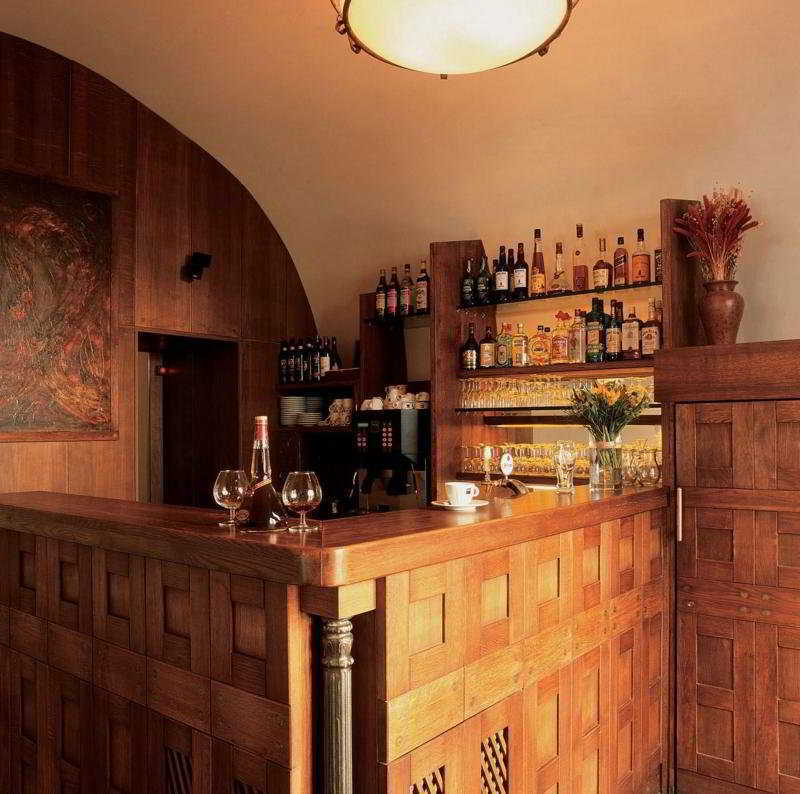 Cerna Liska Hotel Praag Buitenkant foto