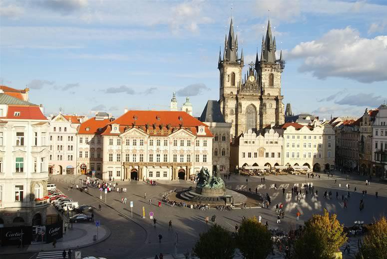 Cerna Liska Hotel Praag Buitenkant foto